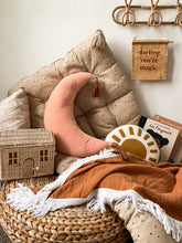 Load image into Gallery viewer, PREORDER Rattan House Bag