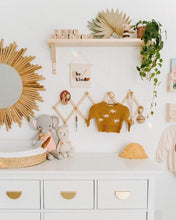 Load image into Gallery viewer, ‘Be Kind’ Hanging Sign