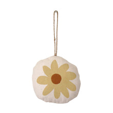 Load image into Gallery viewer, Flower Ornament