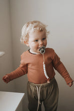 Load image into Gallery viewer, Speckled Sienna Dummy Clip in Rose Gold