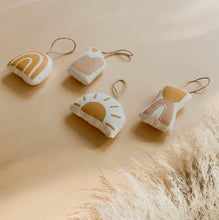 Load image into Gallery viewer, Desert Ornament