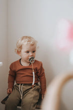 Load image into Gallery viewer, Speckled Sienna Dummy Clip in Rose Gold