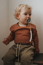 Load image into Gallery viewer, Speckled Sienna Dummy Clip in Rose Gold