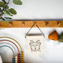 Load image into Gallery viewer, Deer Hanging Sign