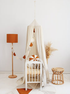 ‘Cream Circus’ Linen Garland